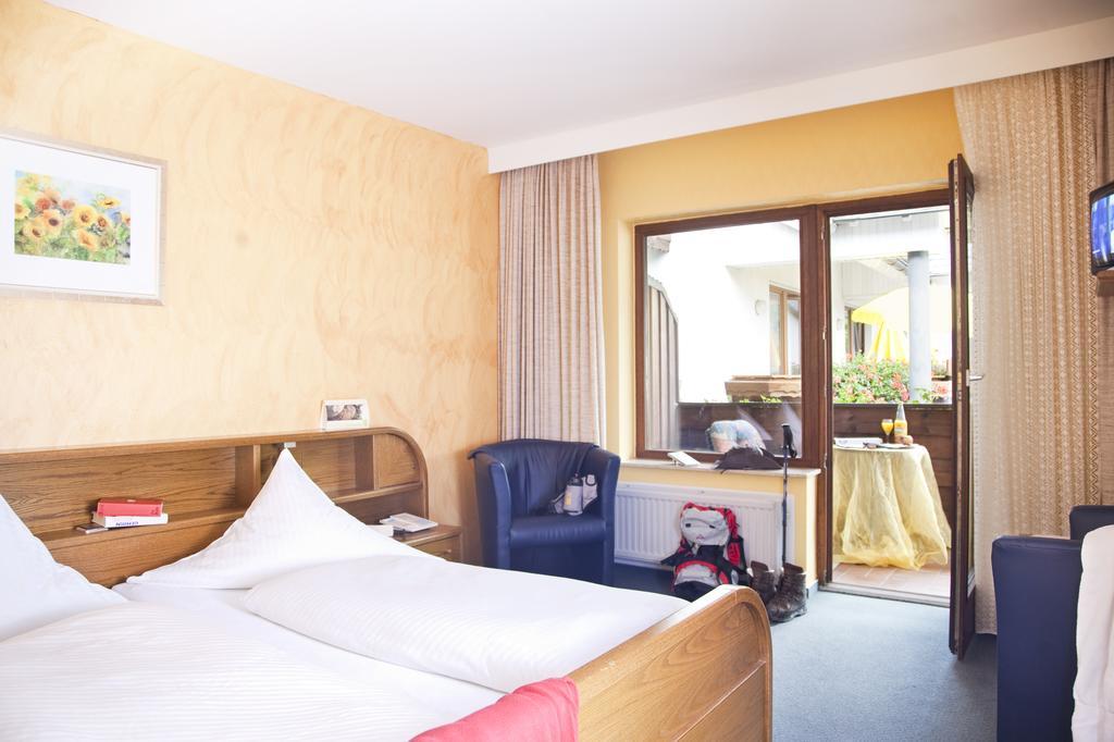 Bio-Hotel Uplaender Hof Willingen  Δωμάτιο φωτογραφία